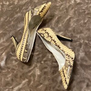 Snake skin pumps